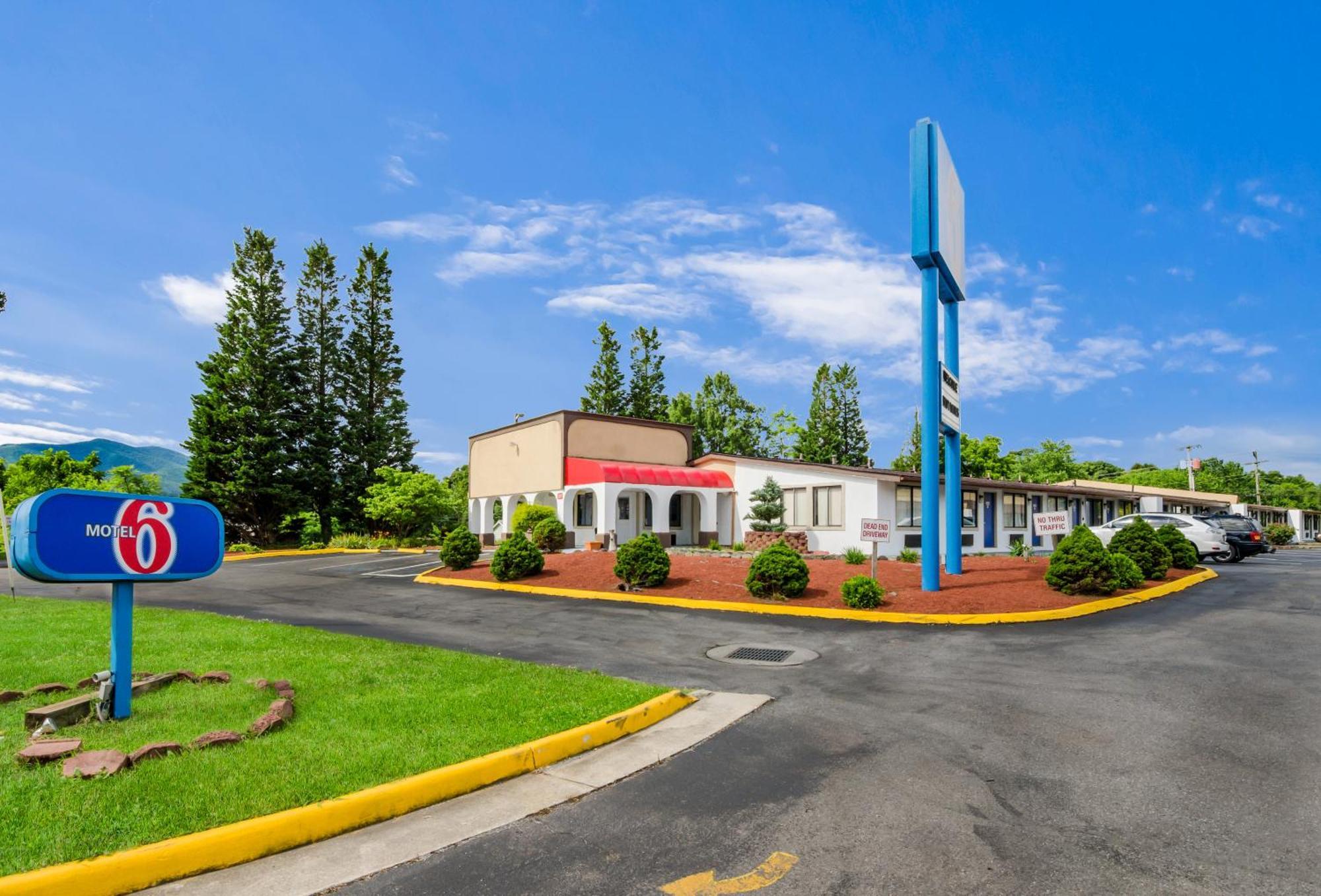 Motel 6-Salem, Va エクステリア 写真